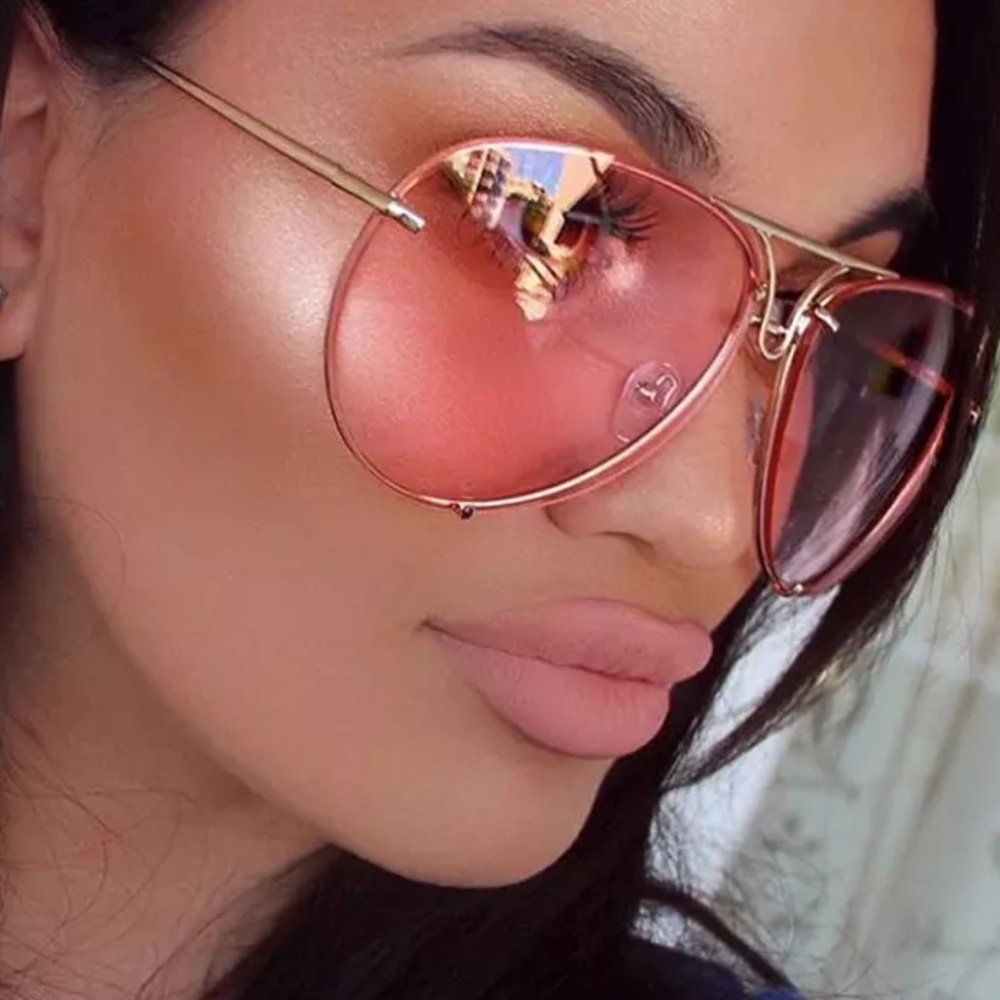 Pink gradient lens aviator sunglasses